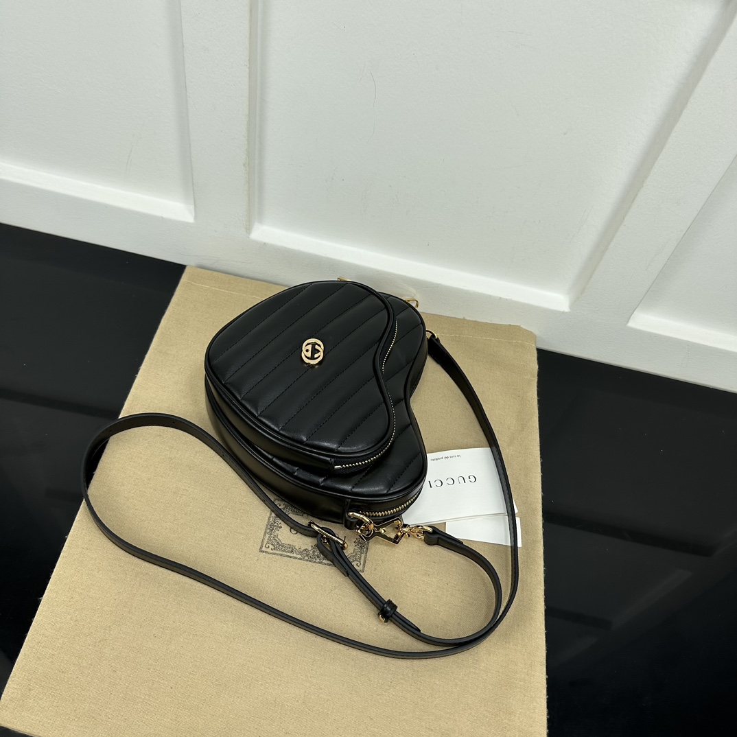 Gucci Satchel Bags